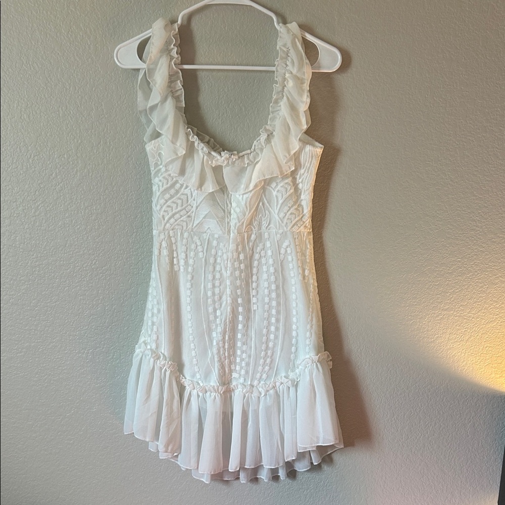 Elegant White Ruffled Dress - Picture 2 of 2